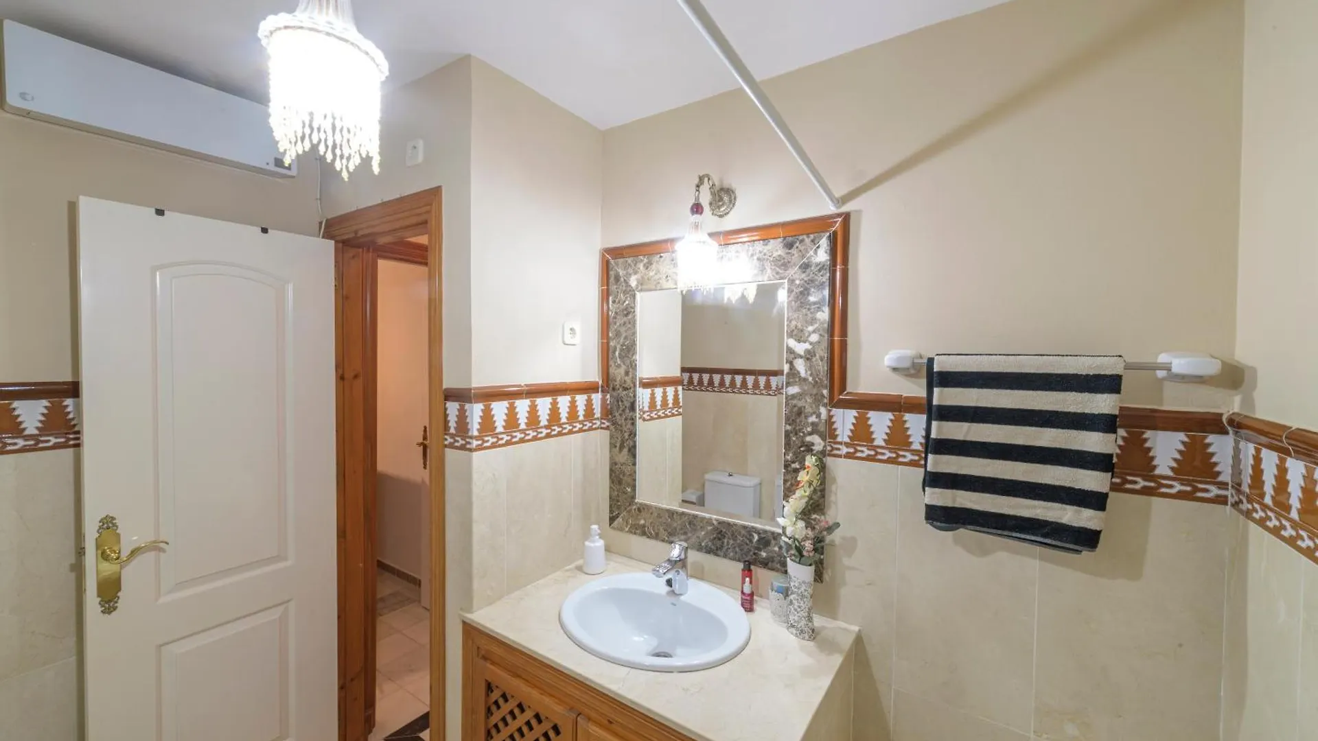Casa De Calatz - Lovely Apartment In Beautiful Mijas Golf Puebla Aida Санта-Фе-де-лос-Боличес