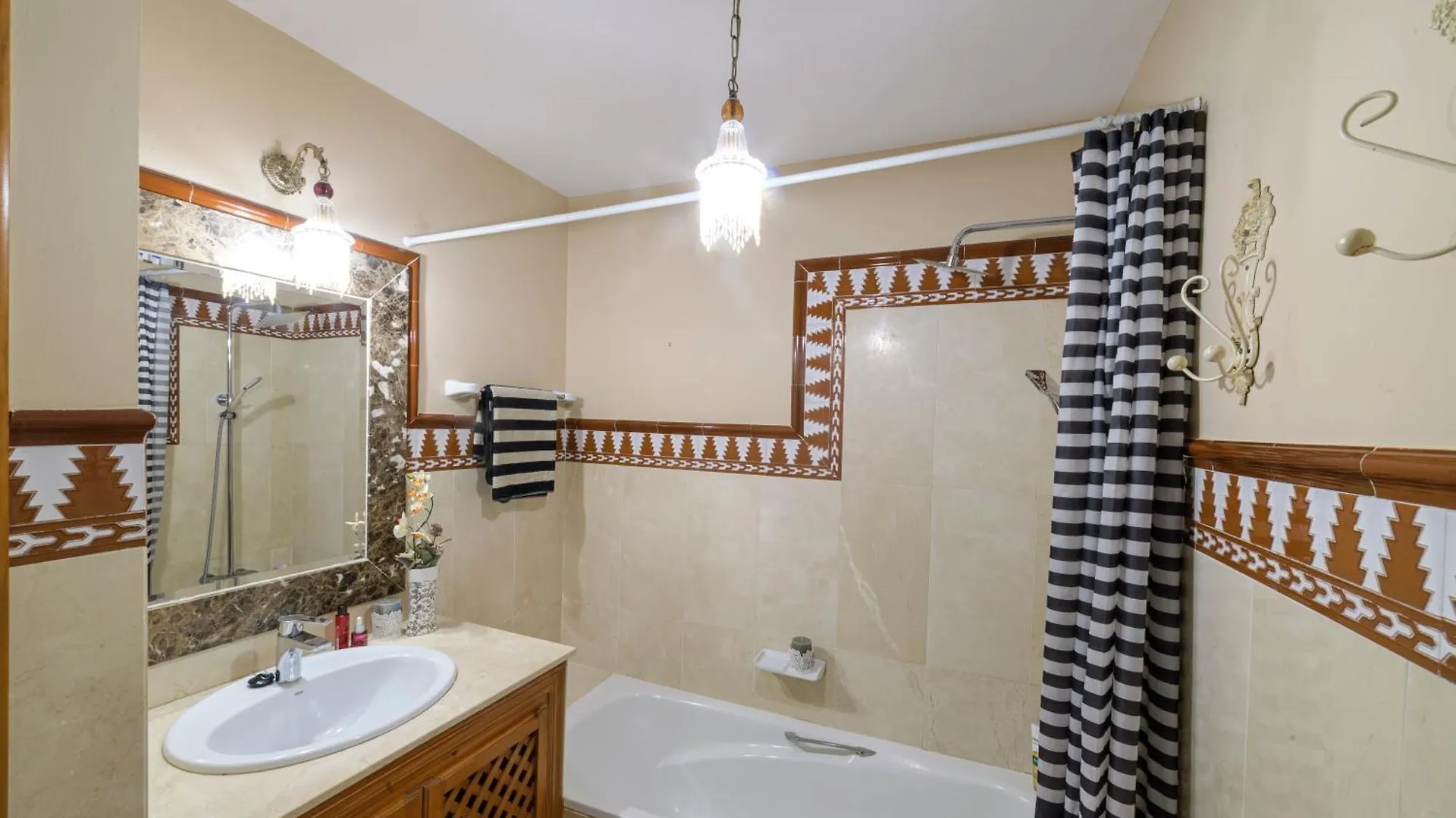 Casa De Calatz - Lovely Apartment In Beautiful Mijas Golf Puebla Aida Santa Fe de los Boliches
